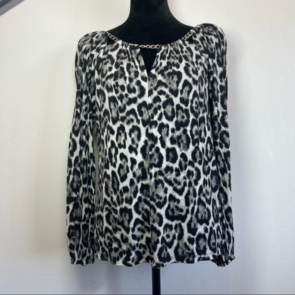 MICHAEL Michael Kors Gray Cheetah Print Long Sleeve. AS IS